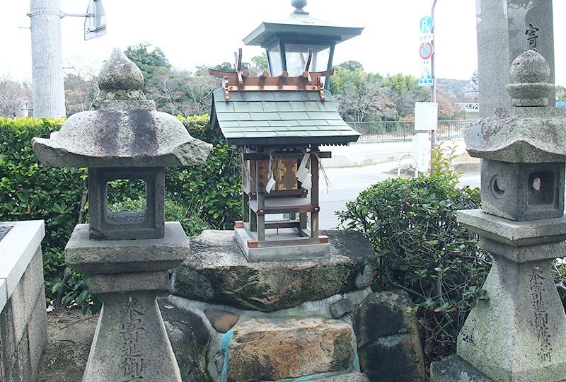 Seventeen shrines (Jyu-nana sya Shrine)